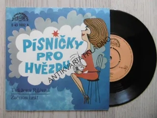 TVÁ ŽENA RŮŽENA, ZAČNOU HRÁT, PÍSNIČKY PRO HVĚZDU, MALÁ DESKA