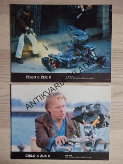 ČÍSLO 5 ŽIJE, 2., FOTOSKA FILM, LOBBY