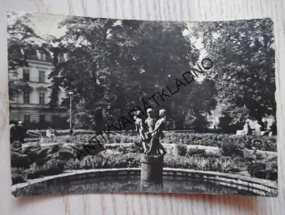 TEPLICE, KAŠNA V LÁZEŇSKÉM PARKU U DIVADLA, 1960