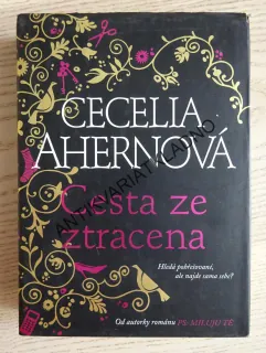 CESTA ZE ZTRACENA, CECELLA AHERNOVÁ, **an
