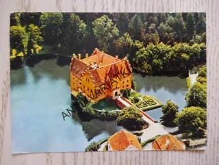 ZÁMEK ČERVENÁ LHOTA, OKRES JINDŘICHŮV HRADEC