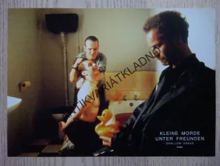 MĚLKÝ HROB, FOTOSKA FILM