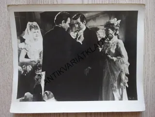 ČERNOBÍLÁ FOTOSKA FILM, 1944