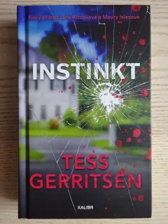 INSTINKT, TESS GERRITSENOVÁ, **an