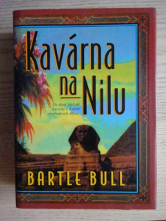 KAVÁRNA NA NILU, BARTLE BULL, **an