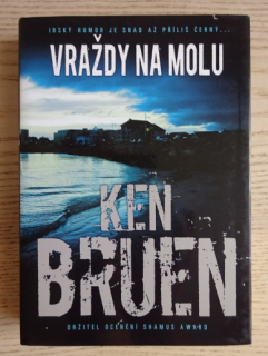 VRAŽDY NA MOLU, KEN BRUEN, **an