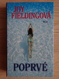 POPRVÉ, JOY FIELDINGOVÁ, **an
