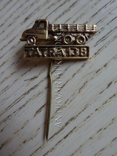 TATRA 138, ODZNAK